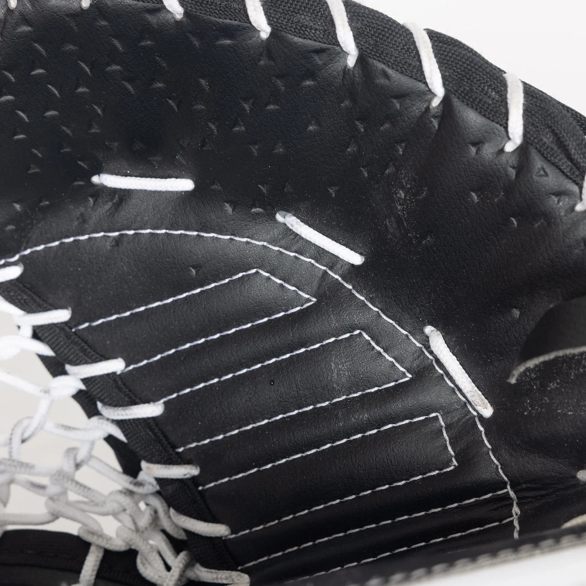 Bauer GSX Senior Goalie Catcher (2021) - USED