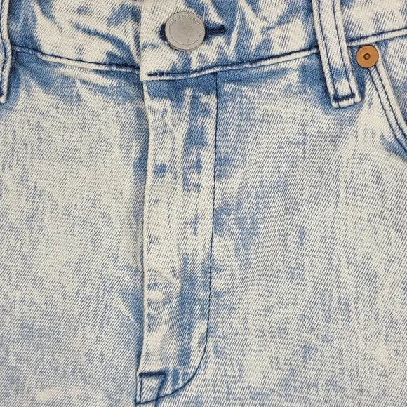 Blank NYC The Fulton Roll Up Shorts Step by Step 43VV8150 Size 32 NWT