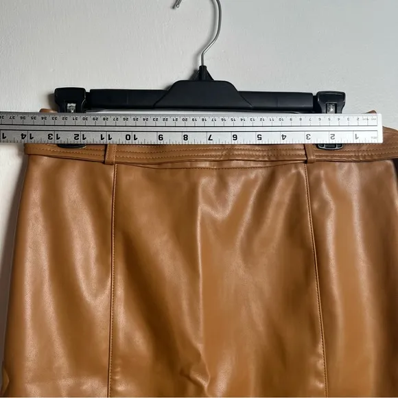Calvin Klein Faux Leather Belted Skirt New Brown/Tan Size 6 Petite.