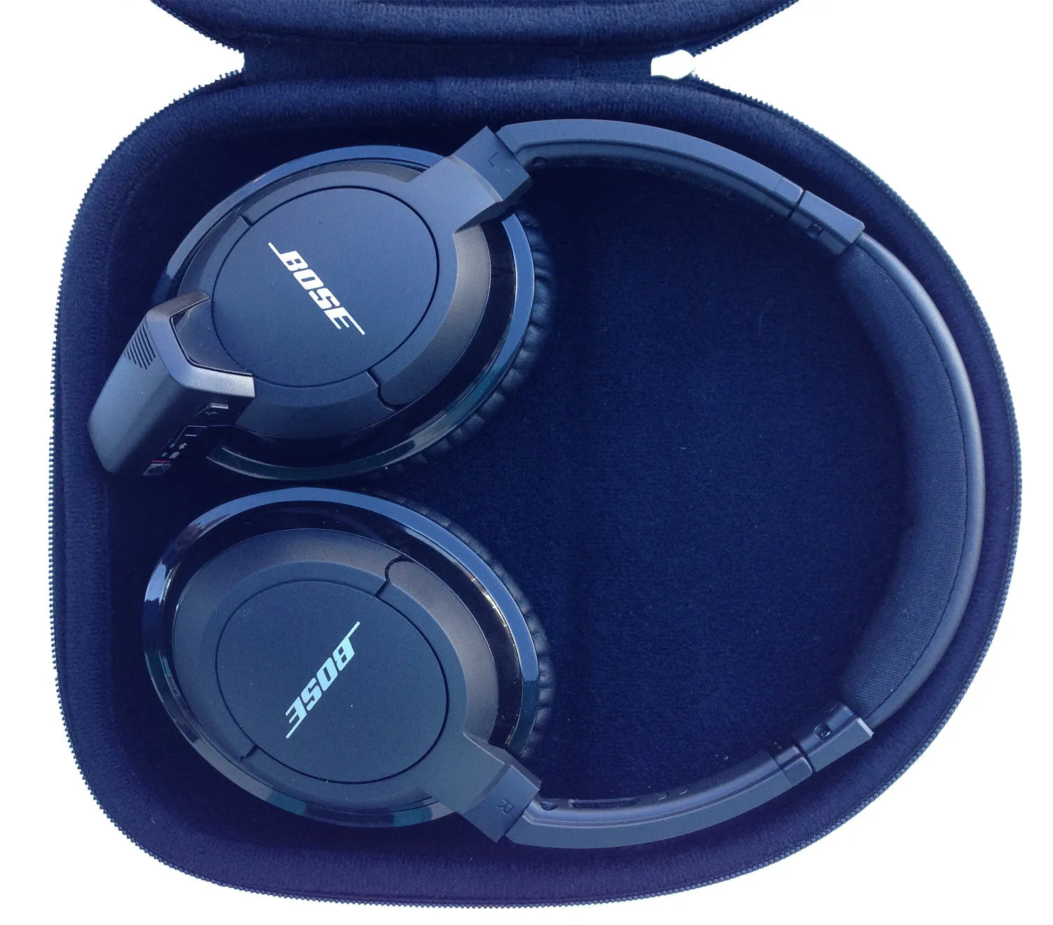 CASEBUDi Headphone Case - Compatible with Bose AE2w and SoundLink® around-ear Bluetooth headphones