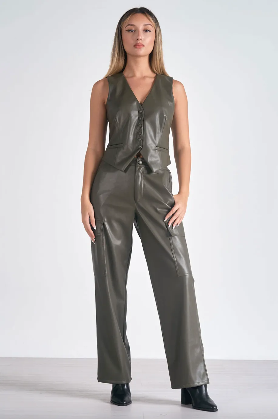 Estee Vest-Olive