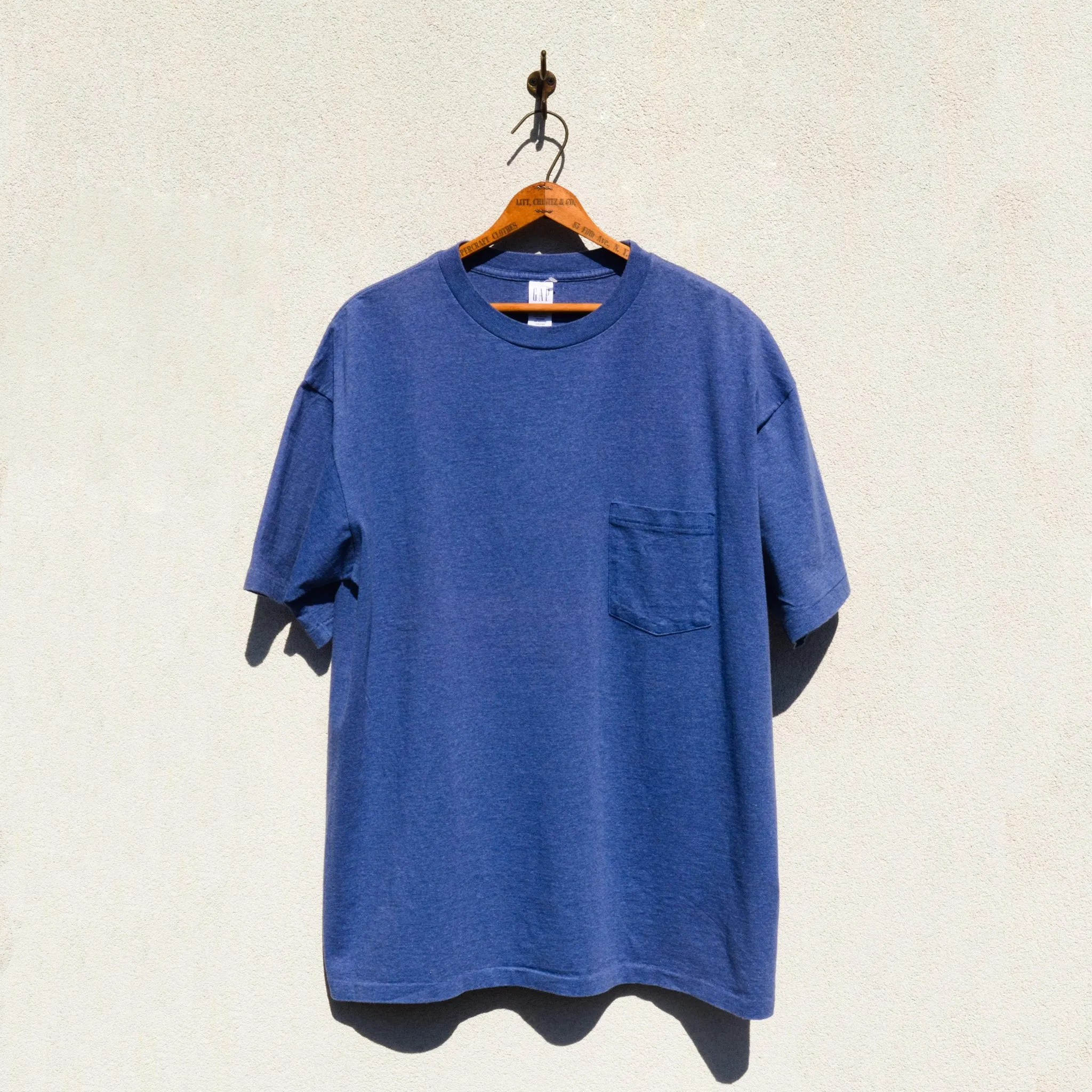 GAP - All Cotton Pocket Tee Shirt