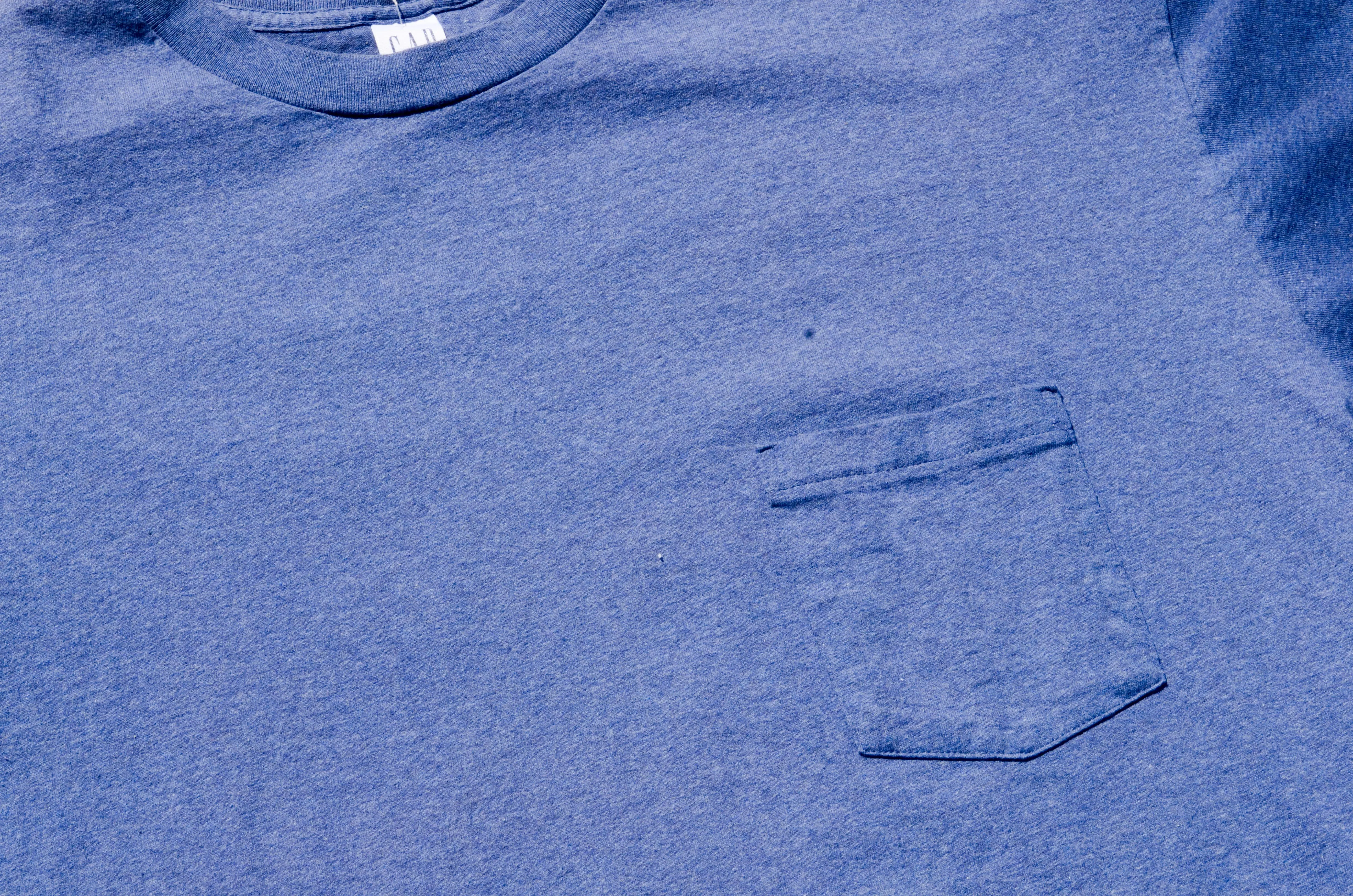 GAP - All Cotton Pocket Tee Shirt