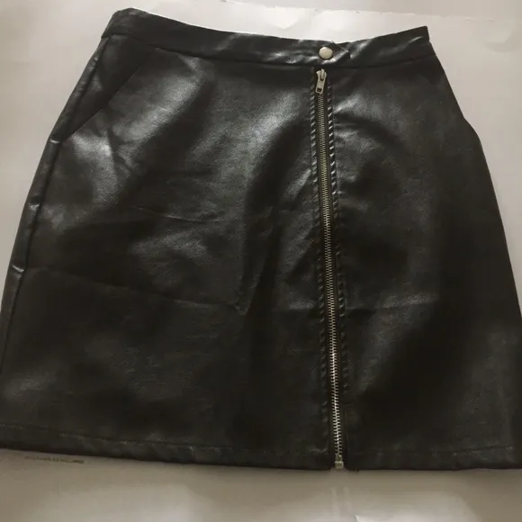 Medium black Seek The Label faux Leather