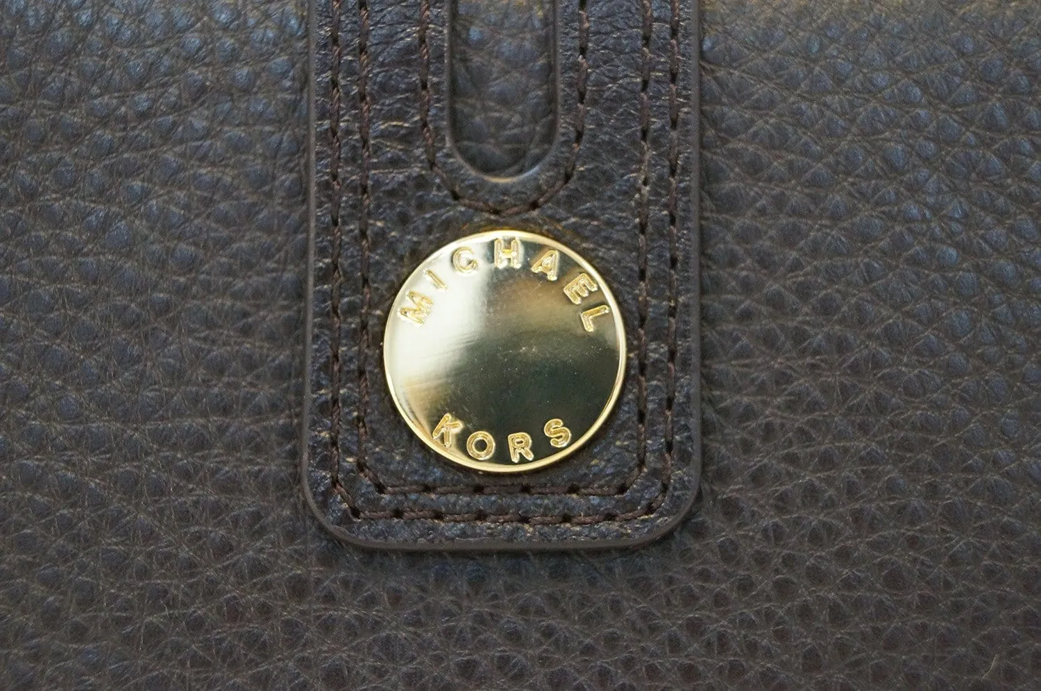 MICHAEL KORS Trifold Dark Brown Leather Wallet E2970