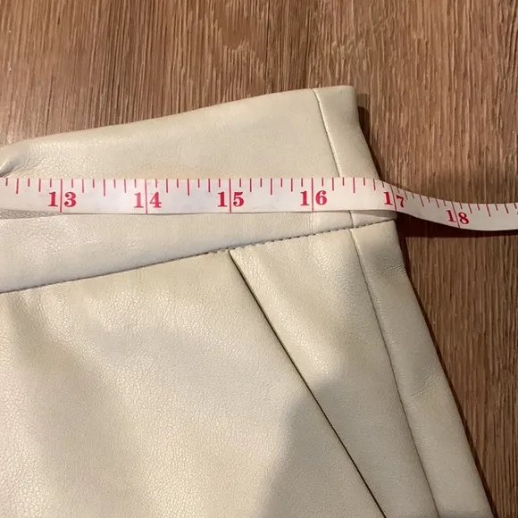 PR: SHORTS - 7 for all mankind Faux Leather Shorts