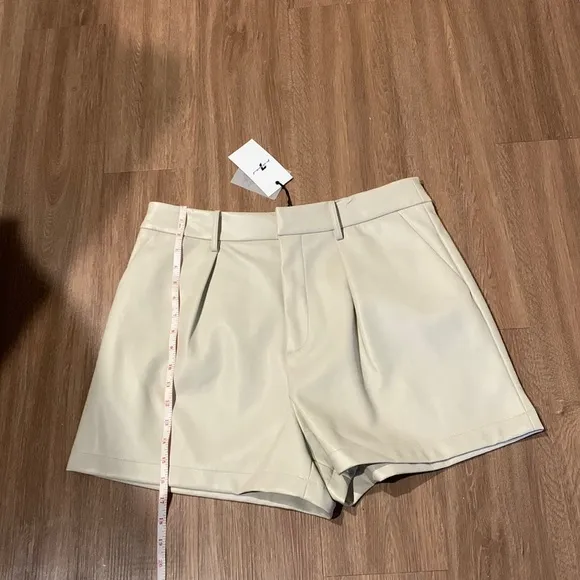 PR: SHORTS - 7 for all mankind Faux Leather Shorts