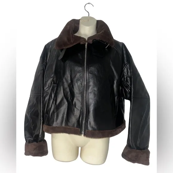 Pretty Little Thing Faux Fur &amp; Leather Cropped Jacket Size 12 NWT