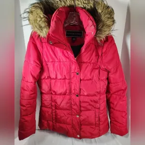 Tommy Hilfiger Women's Faux Fur Hood Quilted Puffer Jacket Size XS Red Polyester