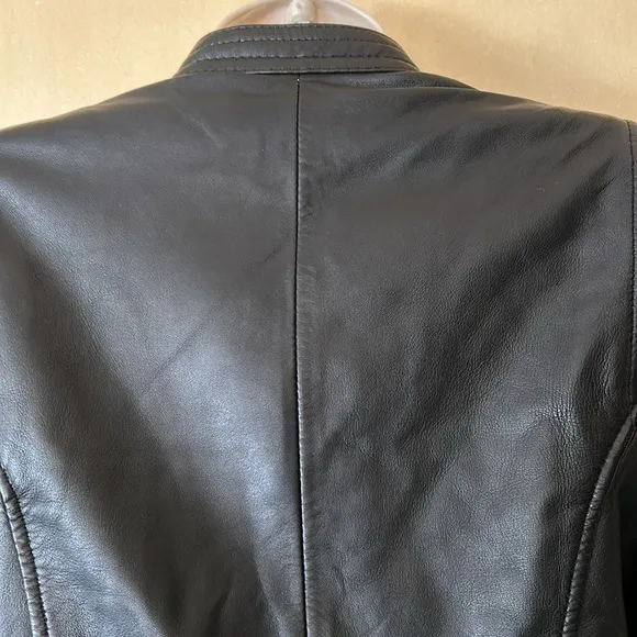 Zara trafaluc leather moto crop jacket size XS